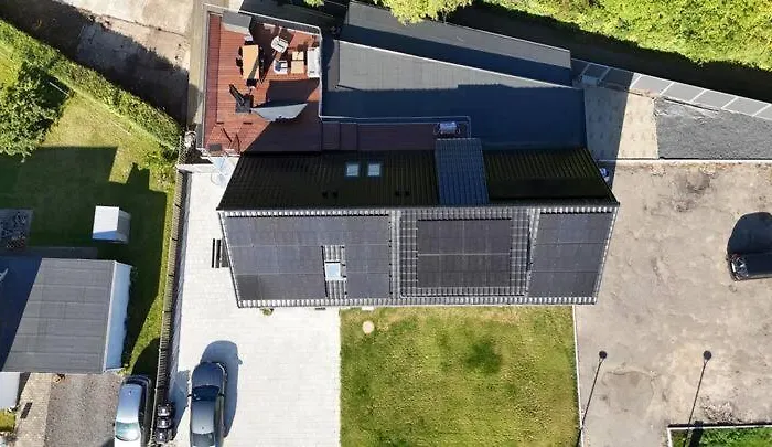 Villa Charming House For 11 Persons In With Luxury Rooftop Deck & Free Parking Odense