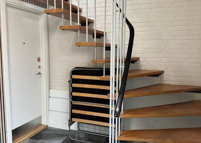 Charming House For 11 Persons In With Luxury Rooftop Deck & Free Parking Villa